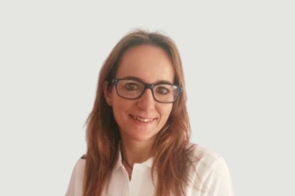 Esther Alba – Departamento de Secretaria
